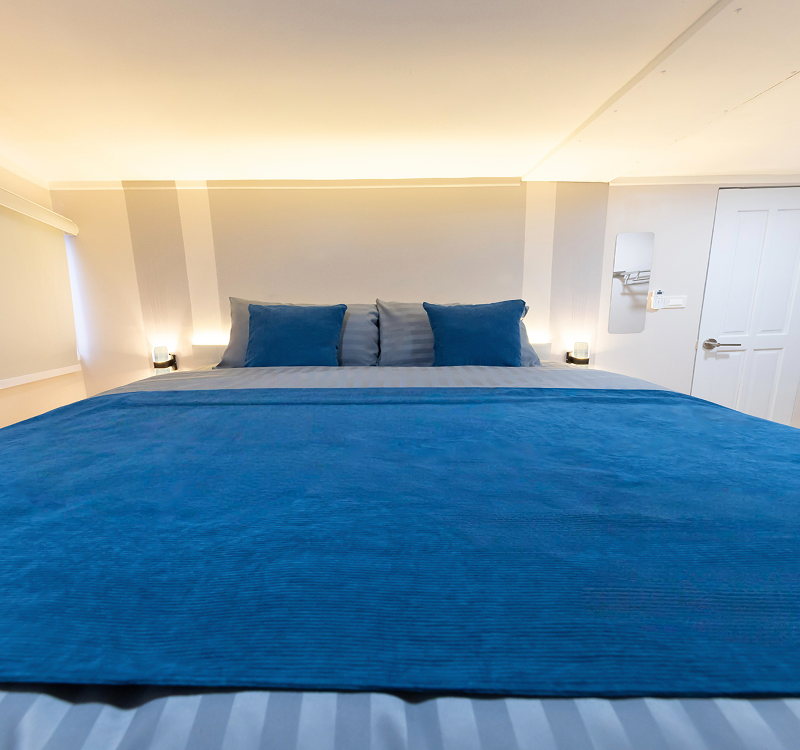 MV. Krishna 3 Master Cabin V1 - มุมห้องพัก 2