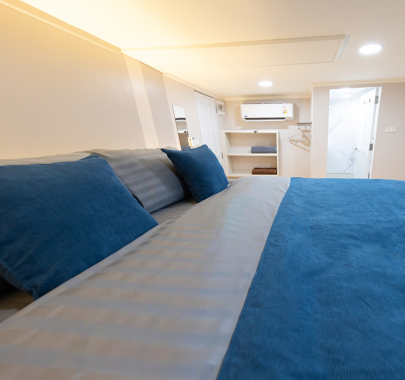 MV. Krishna 3 Master Cabin V1 - มุมห้องพัก 3
