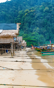 หมู่บ้านมอแกน อุทยานแห่งชาติหมู่เกาะสุรินทร์