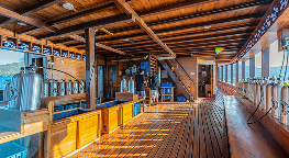 Dive Deck พื้นที่เตรียมอุปกรณ์ดำน้ำบนเรือ Mola Mola 2
