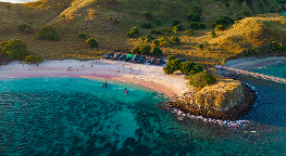 Pink Beach ชายหาดสีชมพู เกาะโคโมโด ภาพที่ 3
