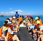 บรรยากาศและอาหารค่ำวันแรกบนเรือ Mola Mola 2 ภาพที่ 1