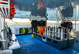 [ภาพตัวอย่าง] เรือ Calipso Galapagos Yacht ภายนอก