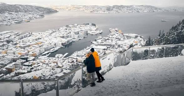 ภาพประกอบ Day 3 Bergen day trip and fly to Arctic ทริป Norway Snorkeling w/ Orca 2