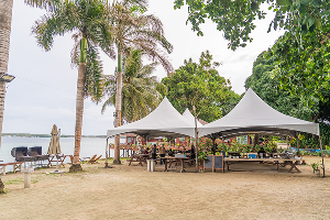 วิวทะเลจาก The Buwan Dive Resort
