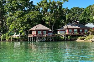 ห้องพัก Private Chalet ริมทะเล The Buwan Dive Resort 1